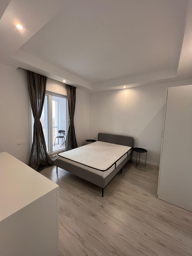 Studio Dublu în Cosmopolis – Mobilat & Utilat– Loc de Parcare – Comision 0%