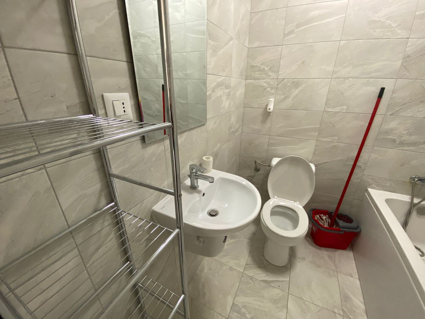 Vanzare garsonieră mobilată și utilată – New Confort City – Comision 0%