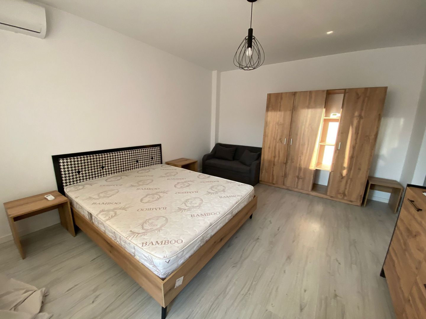 Vanzare garsonieră mobilată și utilată – New Confort City – Comision 0%