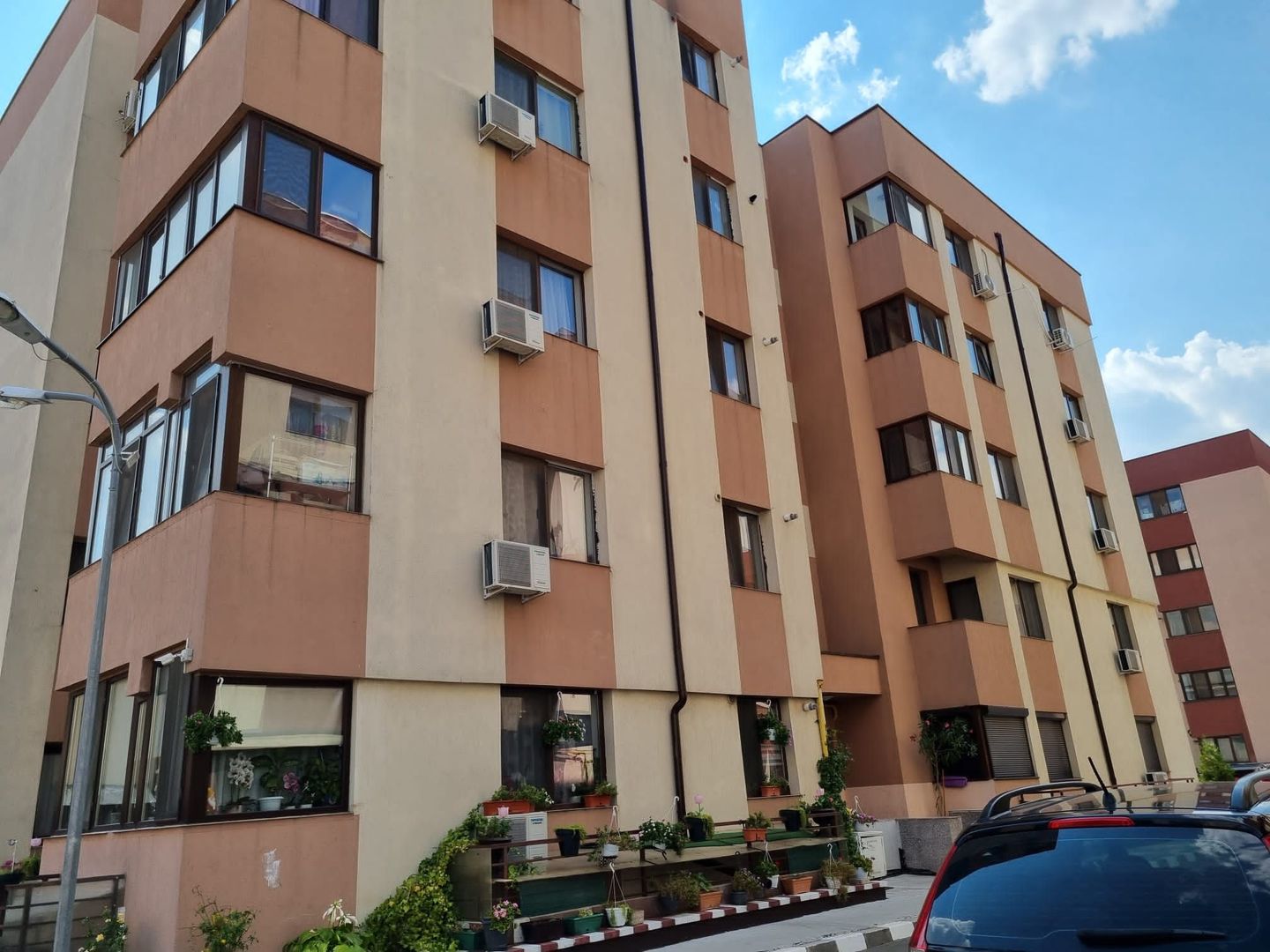 Apartament 3 camere loc parcare |Dream Town| Metrou Leonida