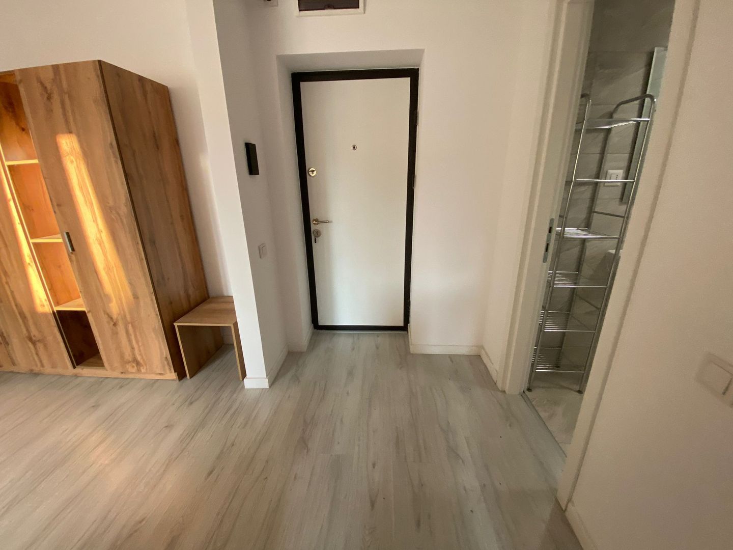 Vanzare garsonieră mobilată și utilată – New Confort City – Comision 0%
