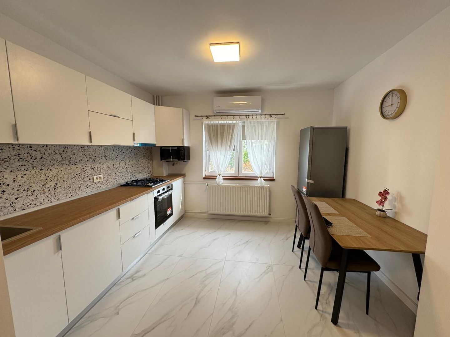 Apartament spatios 2 Camere | 13 Septembrie – Sebastian | Primul chirias