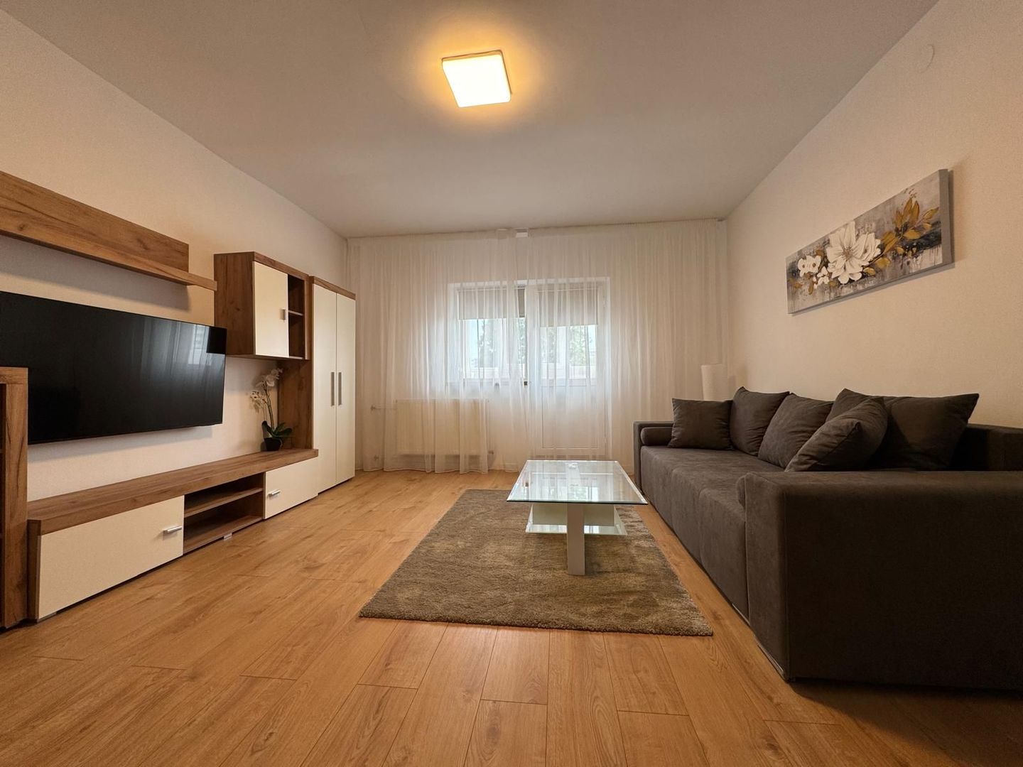 Apartament spatios 2 Camere | 13 Septembrie – Sebastian | Primul chirias